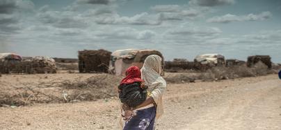 Pastoralist families in the Horn of Africa are enduring a severe drought right now, following a series of intense droughts that struck the region in 2011 and 2017. Credit: Pablo Tosco/Oxfam