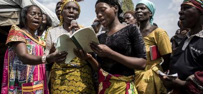 Displaced Congolese join in on a Easter church ceremony inside an Internally Displaced Persons (IDP) camp in Bunia, April 01, 2018. Credit: John Wessels / Oxfam