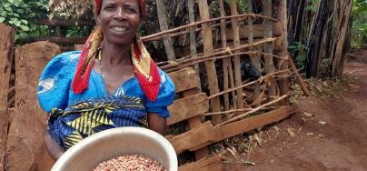 Rose Bigirimana, a farmer from Gitega, Burundi, makes biopesticides with her husband, testing them on their fields and in storage.