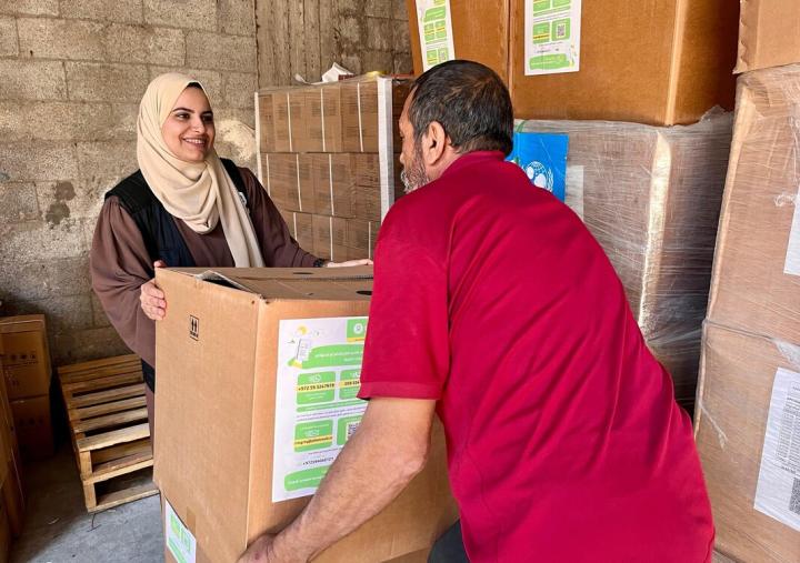 Oxfam staff in Gaza City are preparing for the distribution of hygiene kits in Gaza city.
