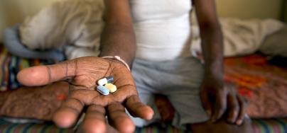 Únete a Oxfam y pide a las empresas farmacéuticas que paguen los impuestos que en justicia les corresponden